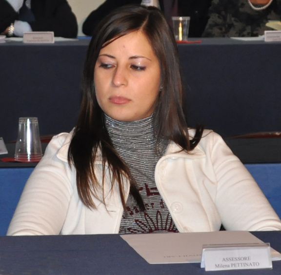 Milena Pettinato assessore del comune di Castrovillari con delega ai servizi sociali